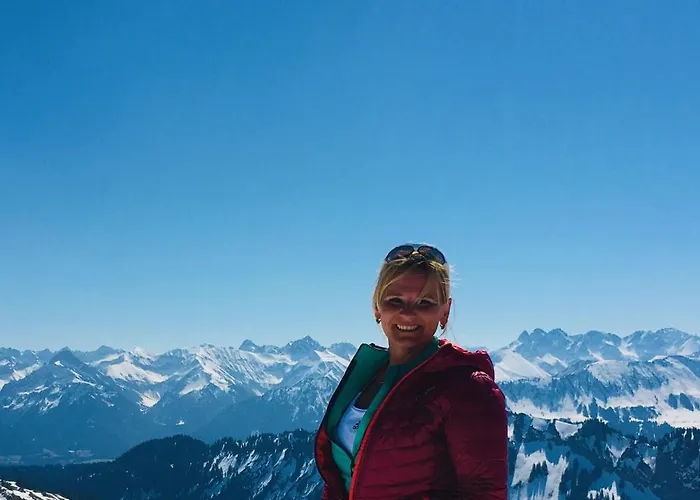 Alpensymphonie Mit 110 M2 Und Sonnigem Balkon