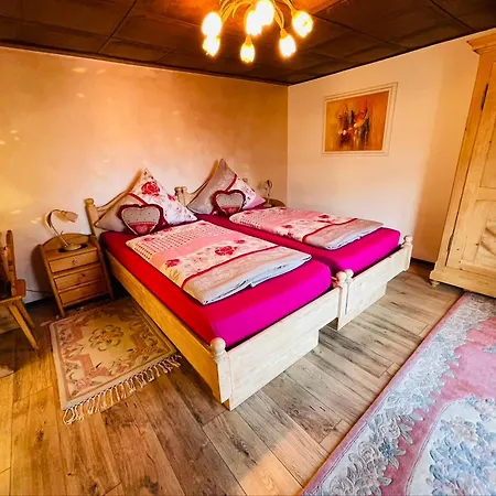 Alpensymphonie Mit 110 M2 Und Sonnigem Balkon * Burgberg (Bavaria)