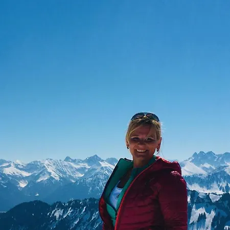 Alpensymphonie Mit 110 M2 Und Sonnigem Balkon