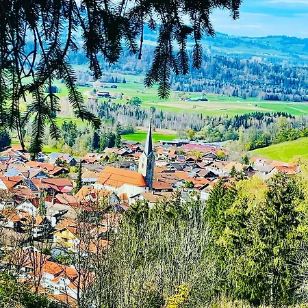 Alpensymphonie Mit 110 M2 Und Sonnigem Balkon Burgberg (Bavaria)